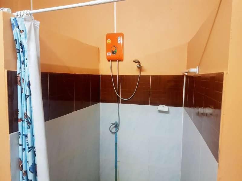 Soutchai Hostel And Tour Company Pakse Extérieur photo