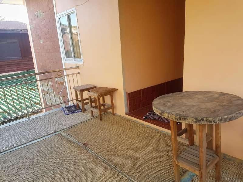 Soutchai Hostel And Tour Company Pakse Extérieur photo